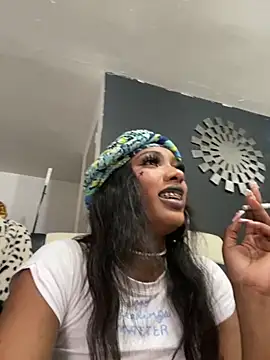 TIFFANYYSTAR online show from 10, 11, 2025