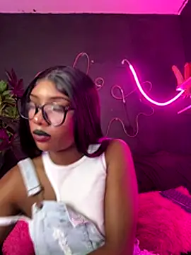 TIFFANYYSTAR online show from 27, 11, 2025