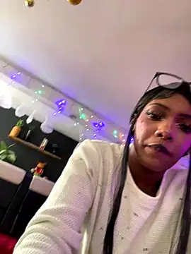 TIFFANYYSTAR online show from 17, 12, 2025