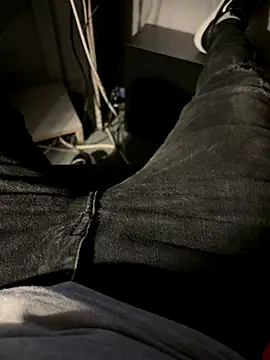 Snapshot of tikitaka97 chatting on 21, 12, 2025 tikitaka97 online show from 21, 12, 2025