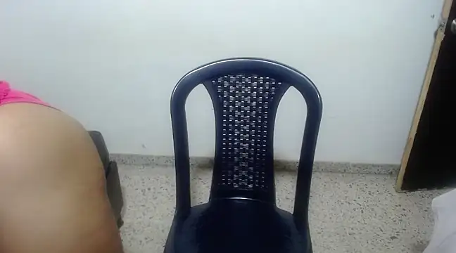 Snapshot of Suxxxy_ chatting on 4, 2, 2025 Suxxxy online show from 4, 2, 2025