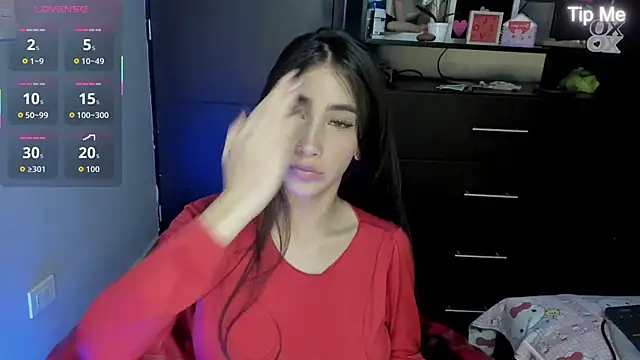 Snapshot of Emilytafur chatting on 18, 4, 2026 Emilytafur online show from 18, 4, 2026