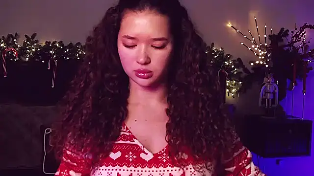 Denise Garciia online show from 22, 12, 2024