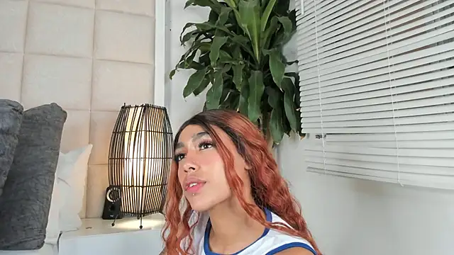 Snapshot of Nia_Bunny chatting on 14, 1, 2025 Nia Bunny online show from 14, 1, 2025
