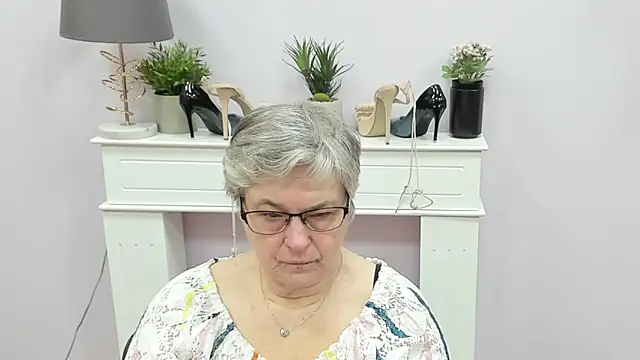 Snapshot of IrisDream chatting on 9, 2, 2026 IrisDream online show from 9, 2, 2026