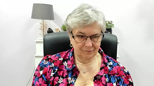 IrisDream online show from 7, 4, 2026