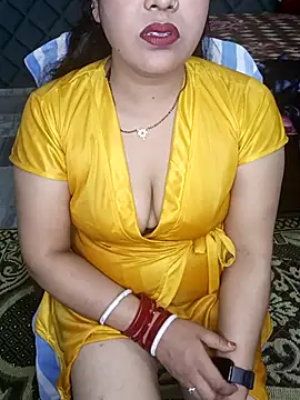 Cute-Raashii online show from 4, 2, 2025