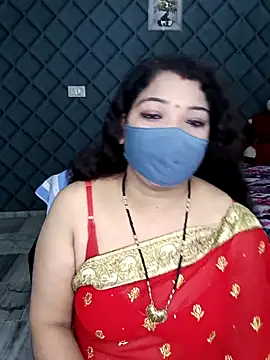 Cute-Raashii online show from 25, 2, 2025