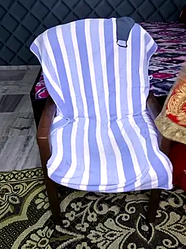 Cute-Raashii online show from 25, 2, 2025