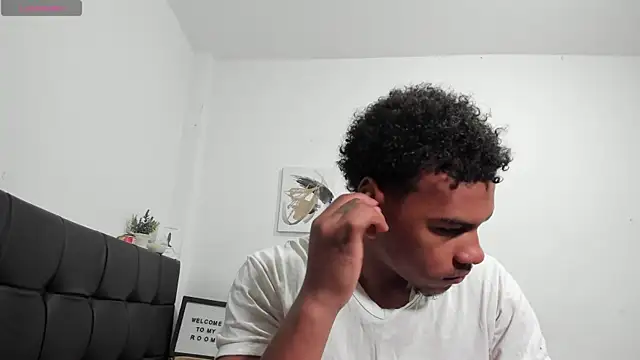 RoddyRich11 online show from 19, 12, 2025