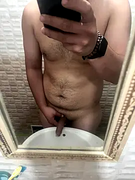 Snapshot of Cristian_099 chatting on 3, 11, 2025 Cristian 099 online show from 3, 11, 2025