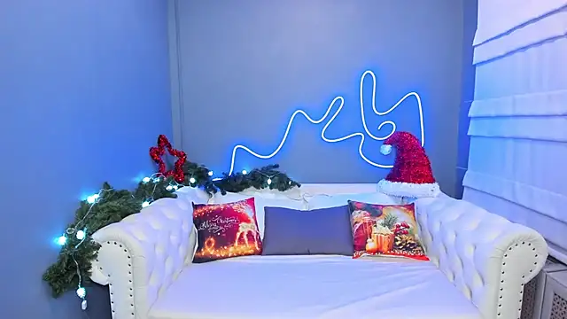 Snapshot of rock_n_roxy chatting on 2, 1, 2025 rock n roxy online show from 2, 1, 2025