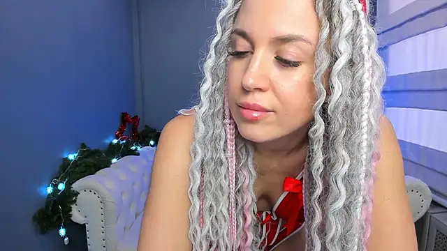 Snapshot of rock_n_roxy chatting on 2, 1, 2025 rock n roxy online show from 2, 1, 2025