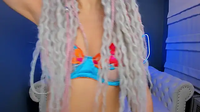 Snapshot of rock_n_roxy chatting on 12, 2, 2025 rock n roxy online show from 12, 2, 2025