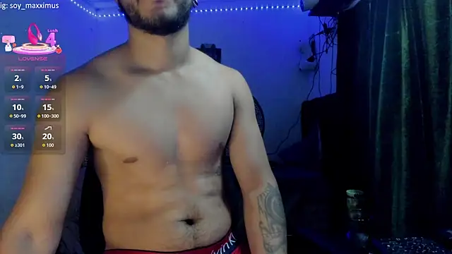 Snapshot of maxximus_100 chatting on 13, 4, 2026 maxximus 100 online show from 13, 4, 2026