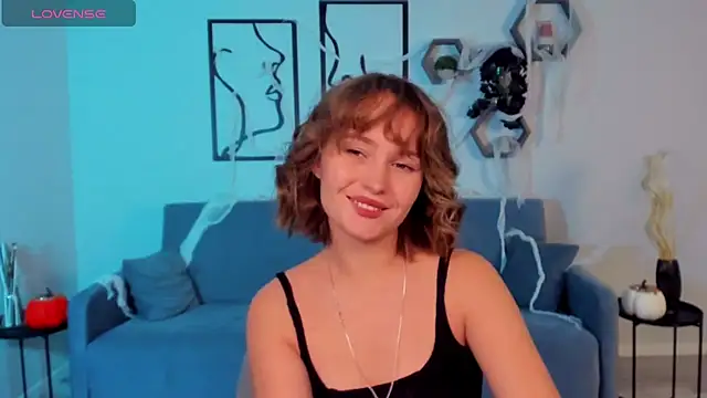 BritnieCute online show from 3, 11, 2025