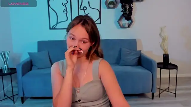 BritnieCute online show from 6, 11, 2025