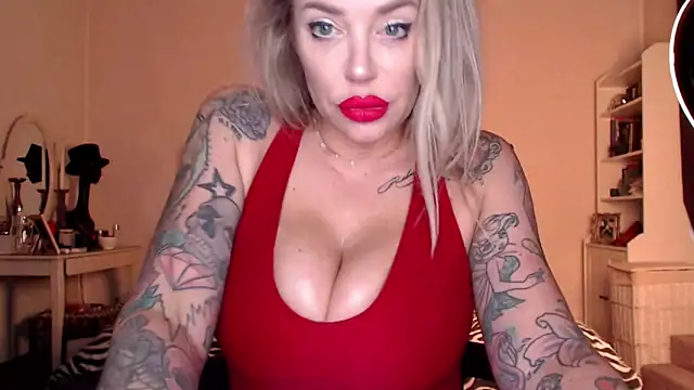 Snapshot of SadieGlam chatting on 17, 1, 2025 SadieGlam online show from 17, 1, 2025