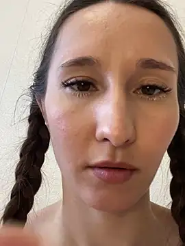 cutte dora online show from 26, 2, 2025