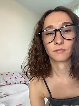 Snapshot of cutte_dora chatting on 3, 5, 2026 cutte dora online show from 3, 5, 2026