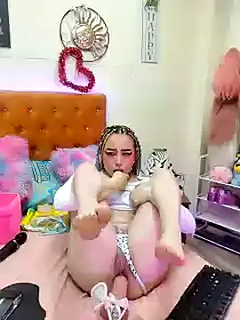 Yennastone online show from 8, 12, 2024