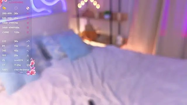 HollisBeckett online show from 5, 3, 2025