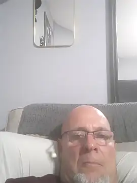 Snapshot of dickinyouto chatting on 25, 6, 2026 dickinyouto online show from 25, 6, 2026