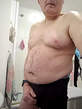 Snapshot of Bretoncool chatting on 25, 2, 2025 Bretoncool online show from 25, 2, 2025