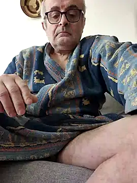 Snapshot of Bretoncool chatting on 3, 3, 2025 Bretoncool online show from 3, 3, 2025