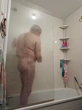 Snapshot of Bretoncool chatting on 12, 3, 2025 Bretoncool online show from 12, 3, 2025