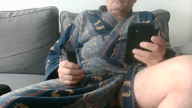 Snapshot of Bretoncool chatting on 28, 9, 2025 Bretoncool online show from 28, 9, 2025