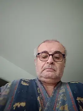 Snapshot of Bretoncool chatting on 6, 10, 2025 Bretoncool online show from 6, 10, 2025