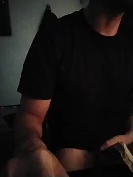 Snapshot of Marlonforyou chatting on 8, 11, 2025 Marlonforyou online show from 8, 11, 2025