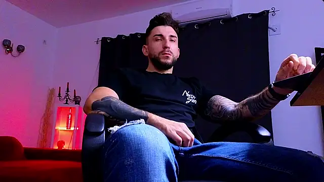 MightyAaron66 online show from 1, 10, 2025