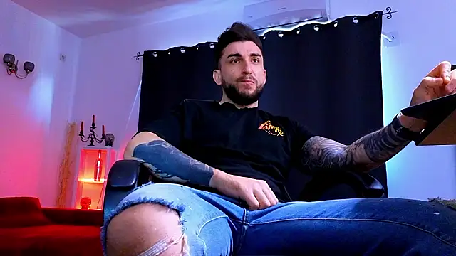 MightyAaron66 online show from 3, 2, 2026