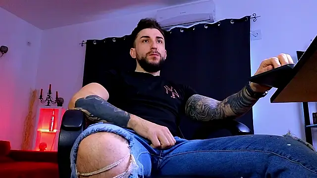 MightyAaron66 online show from 2, 3, 2026