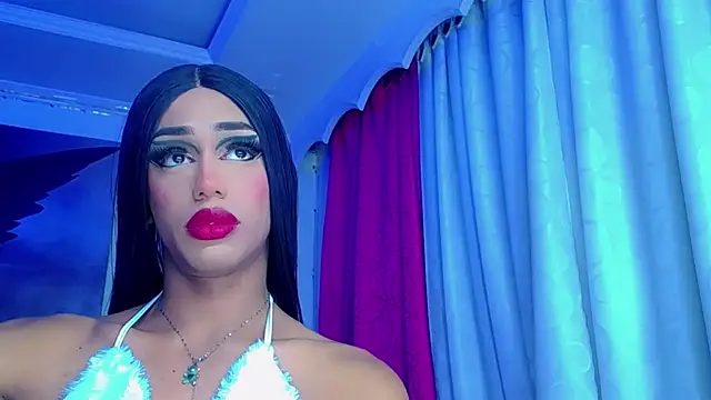 NahomiCamper online show from 9, 1, 2025