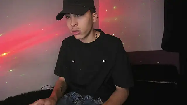 Snapshot of HeellBoy_ chatting on 25, 5, 2026 HeellBoy online show from 25, 5, 2026