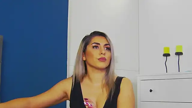 CelineMeyerr online show from 23, 10, 2025