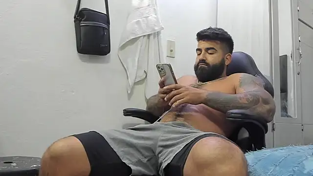 Lyon vach online show from 14, 1, 2025