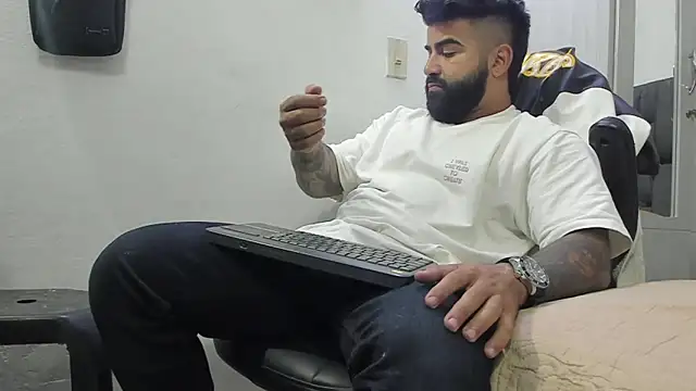 Lyon vach online show from 10, 2, 2025