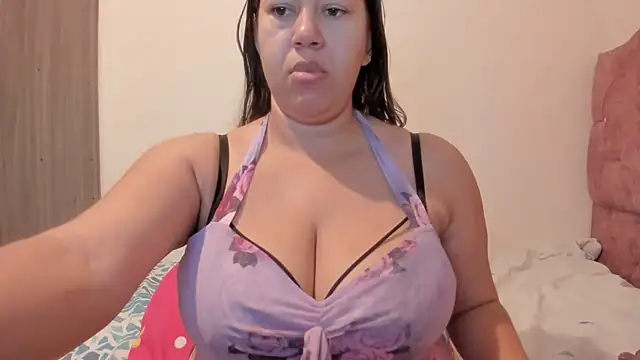 Snapshot of Catherine_tabarezx chatting on 3, 6, 2026 Catherine tabarezx online show from 3, 6, 2026