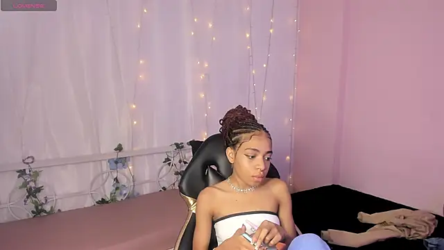 Abigail Wilson  online show from 11, 1, 2025