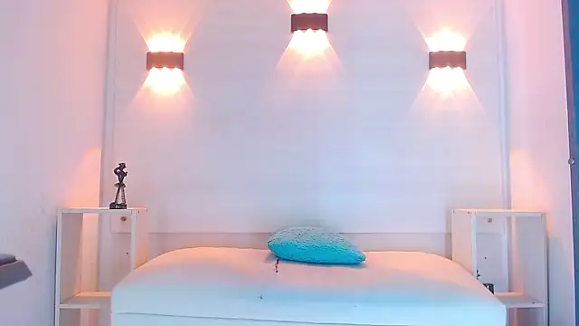 Molly Spears online show from 21, 3, 2025