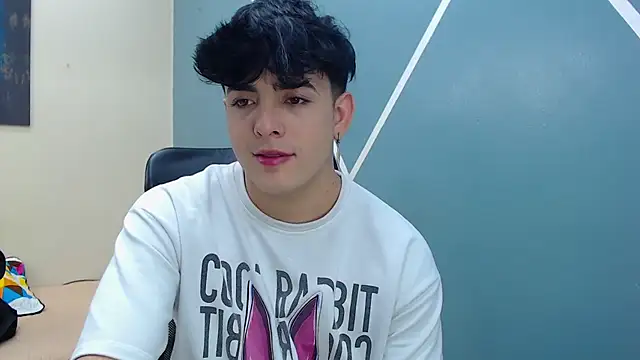 nolan twink1 online show from 8, 3, 2025