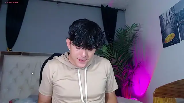 nolan twink1 online show from 19, 9, 2025