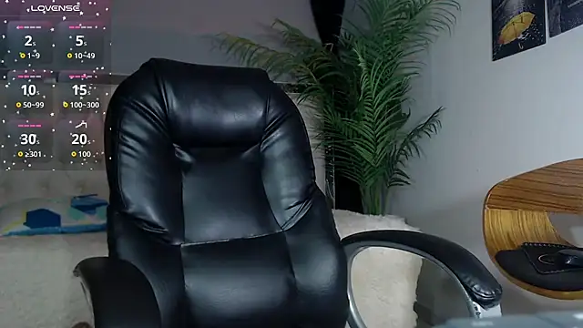 nolan twink1 online show from 24, 9, 2025