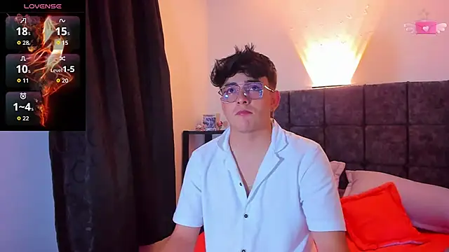 nolan twink1 online show from 6, 10, 2025