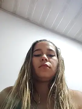 LaurenWelly  online show from 26, 2, 2025