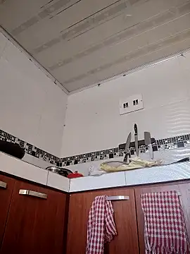 LaurenWelly  online show from 12, 4, 2026